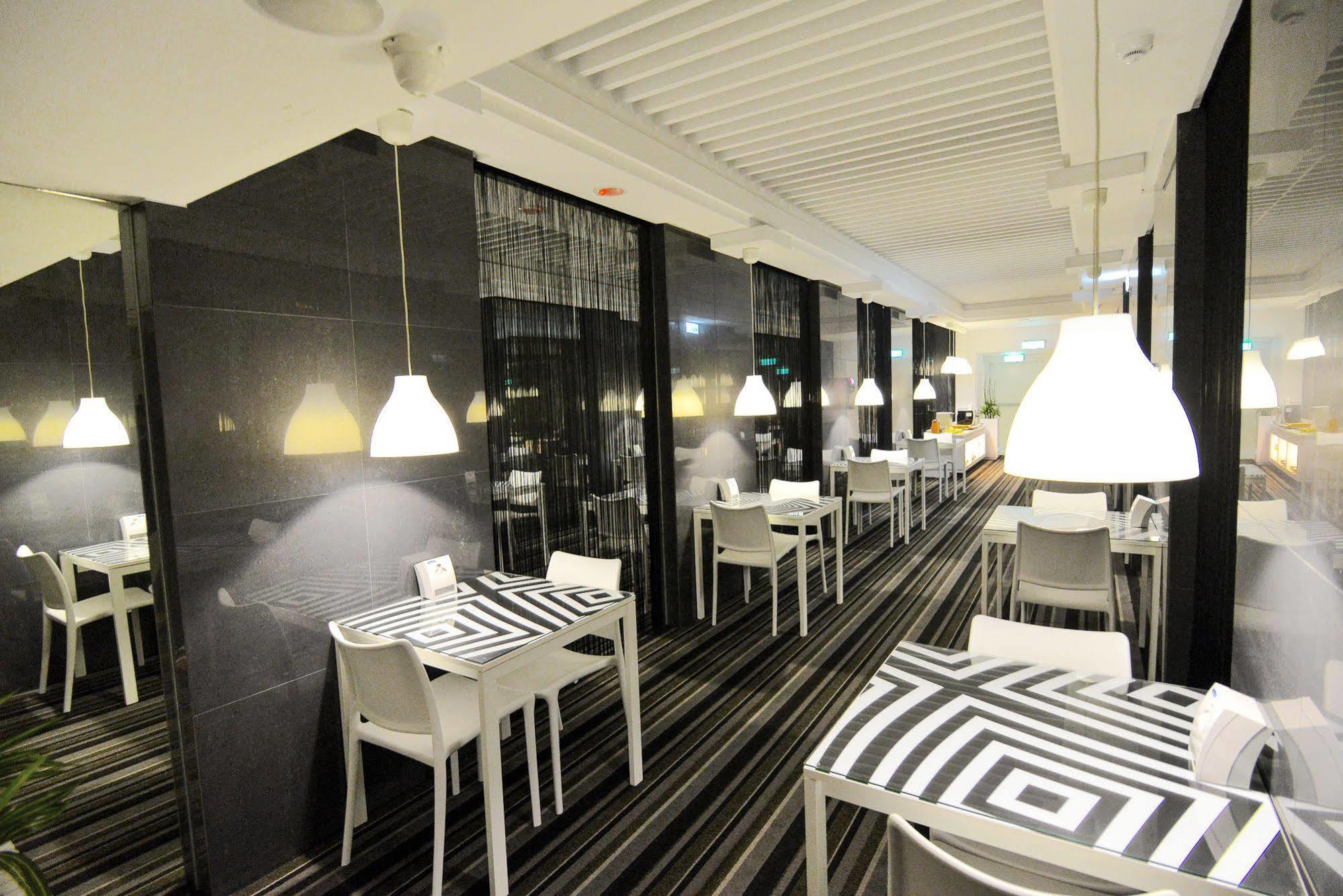 I Hotel - Taoyuan Extérieur photo